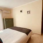 Apartment Vista - Shared Pool - 4 Guests - *