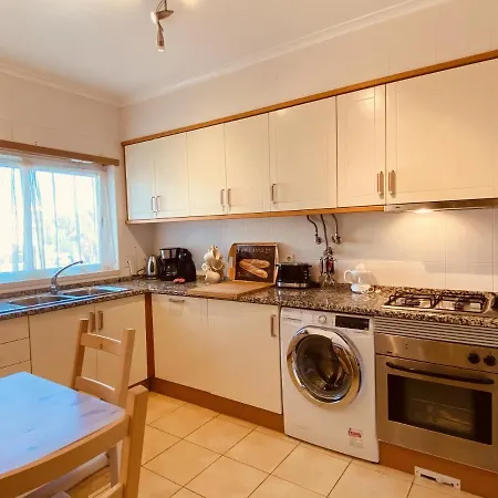 Apartment Vista - Shared Pool - 4 Guests -